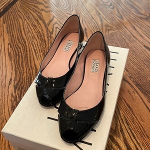 Isaac Mizrahi Black Peeptoe Flat Size 6